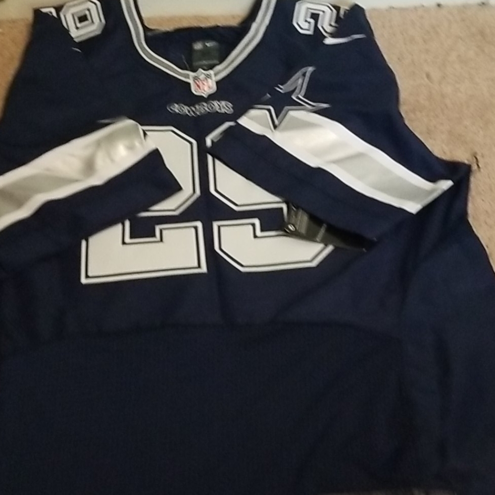 Football Jersey - Picture 6 of 6
